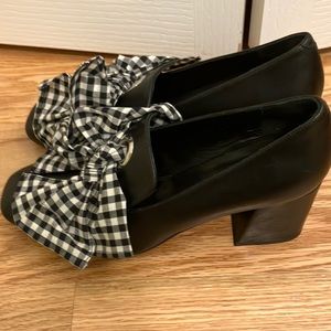 Freda Salvador size 8 black leather heels